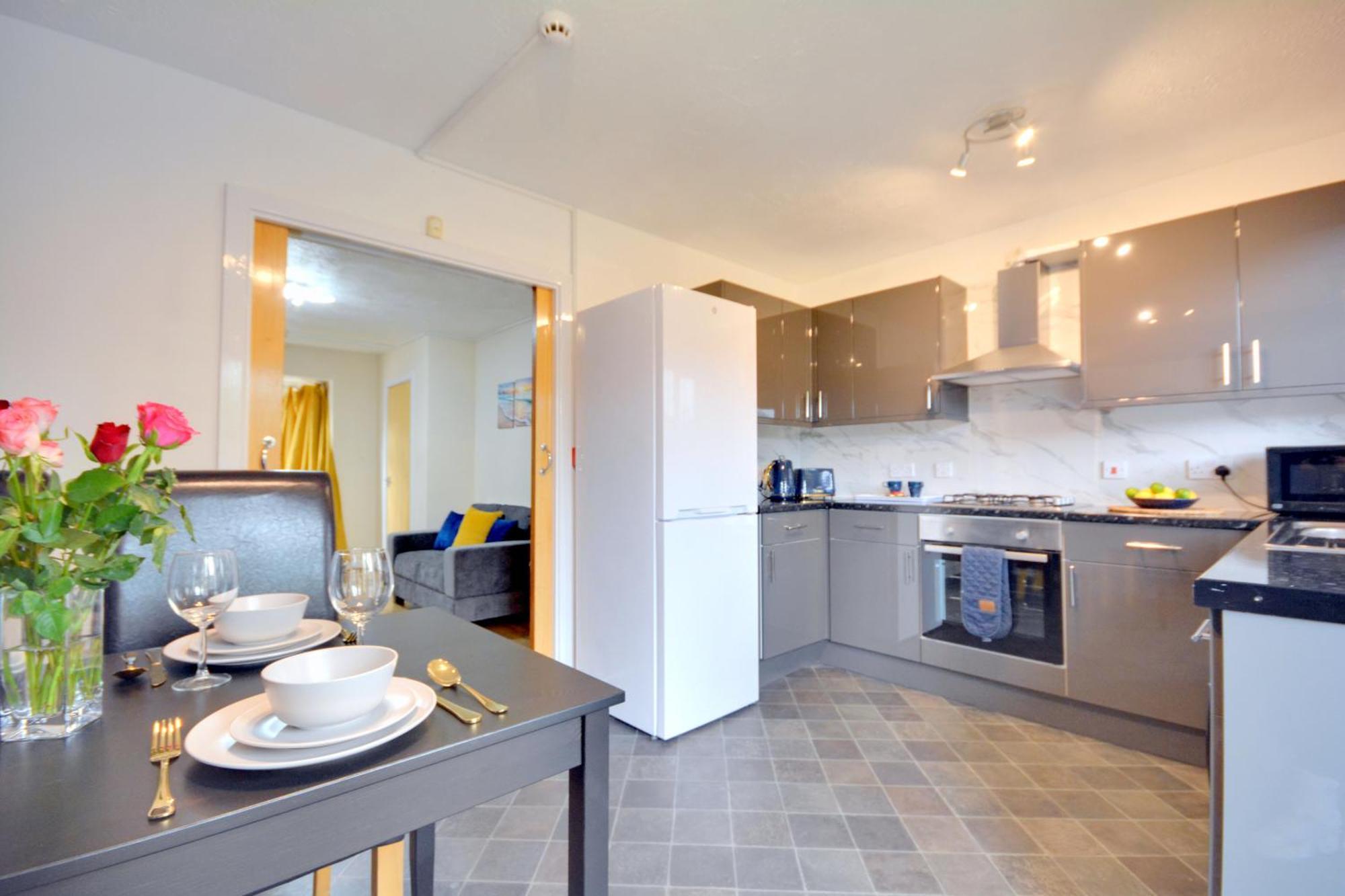 Manchester Townhouse By Bevolve - 4 Bedrooms - Free Parking 외부 사진